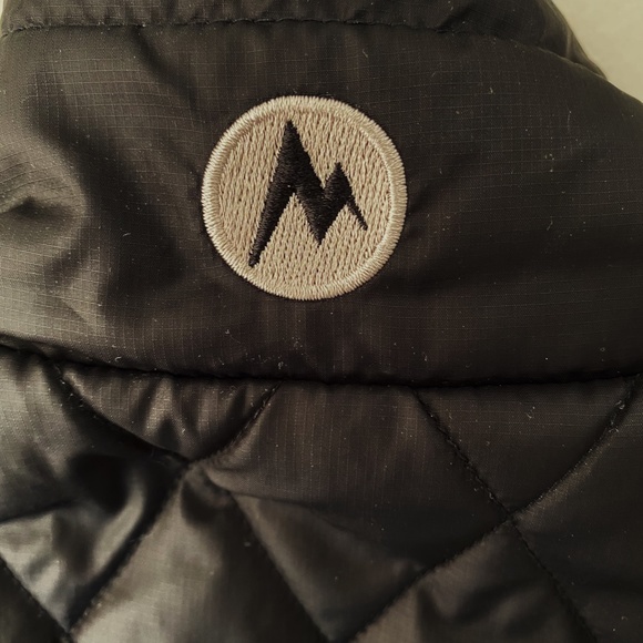 Marmot Women's Outdoor Puffer Vest - Picture 3 of 4